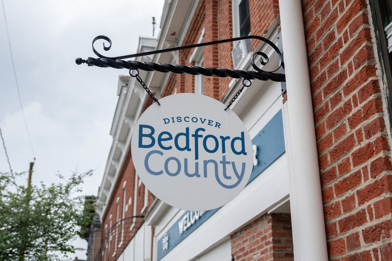 Discover Bedford Sign